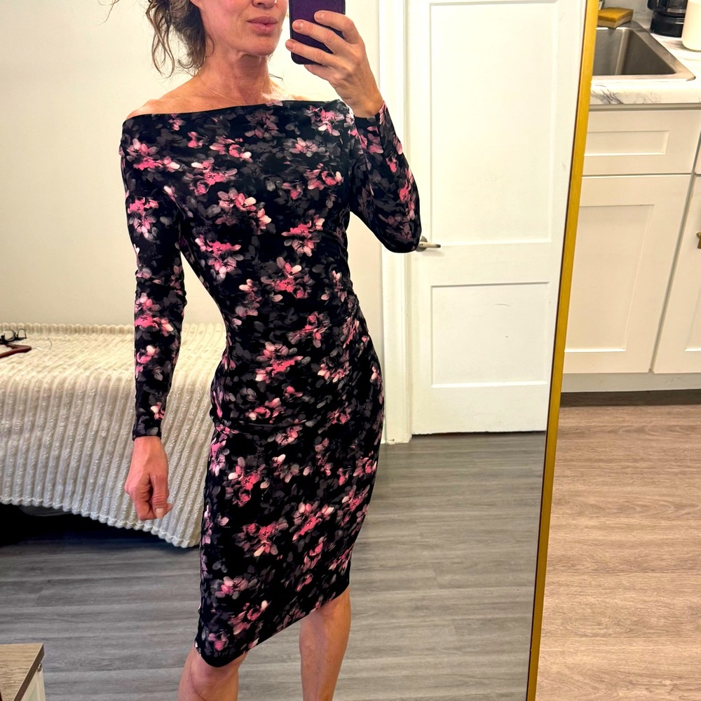 T Tahari Black Floral Bodycon Dress with Cowl Neck  Size XS